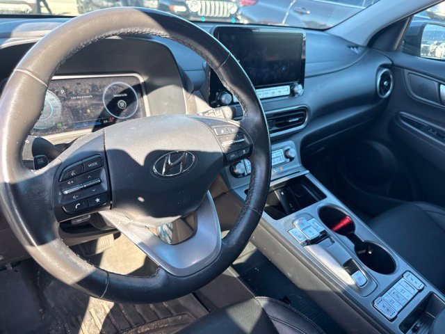 Used 2023 Hyundai Kona Limited FWD image 10