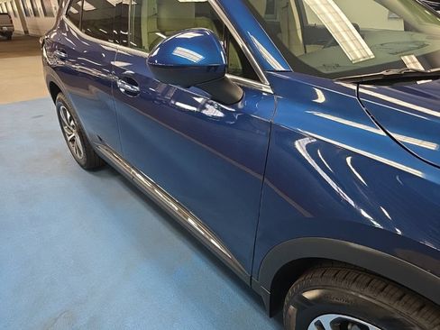 Certified 2022 Buick Envision Essence w/ Technology Package I FWD image 3