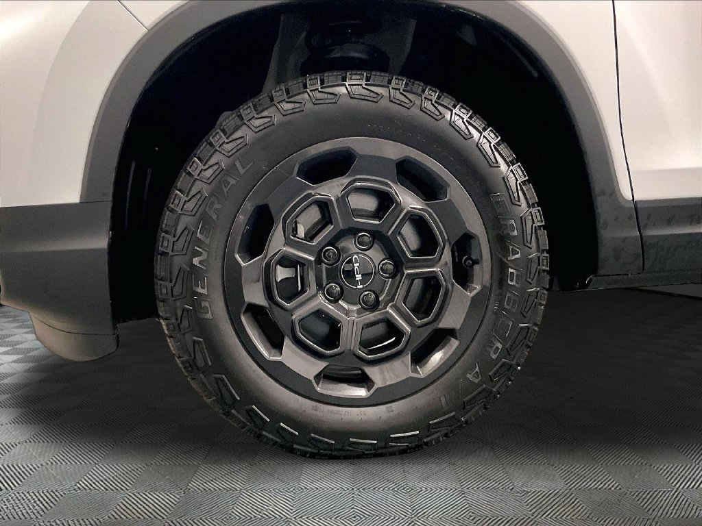 Used 2025 Honda Ridgeline TrailSport+ image 7