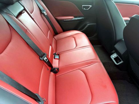 Used 2025 Kia K4 GT-Line w/ GT-Line Premium Package image 11