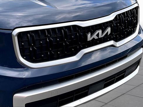 Used 2023 Kia Telluride EX FWD image 30
