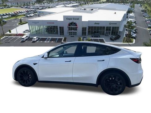 Used 2024 Tesla Model Y Long Range AWD/4WD image 7