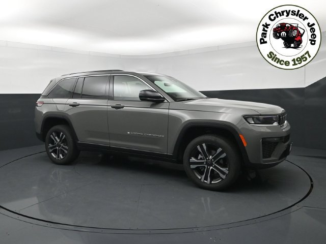 New 2027 Jeep Grand Cherokee Limited AWD/4WD image 1