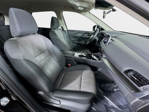 Certified 2026 Nissan Rogue SV w/ Cold Weather Package FWD image 27