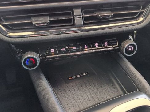 New 2026 Chevrolet Equinox EV RS image 25