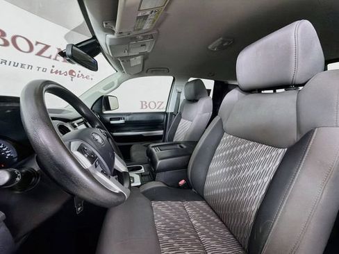 Used 2018 Toyota Tundra SR5 w/ SR5 Upgrade Package AWD/4WD image 23