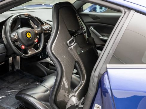 Used 2018 Ferrari 488 GTB image 62