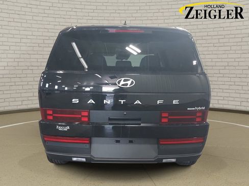 Certified 2026 Hyundai Santa Fe SE AWD/4WD image 6