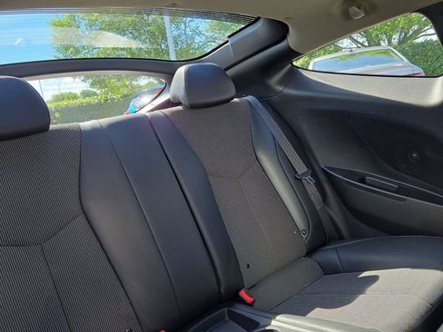 Used 2015 Hyundai Veloster w/ Option Group 03 FWD image 23