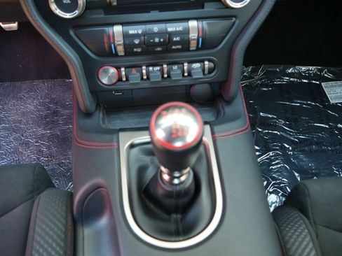 Used 2020 Ford Mustang Shelby GT350R w/ GT350R Equipment Group 920A image 82