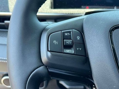 Used 2025 Ford Mustang Mach-E Premium AWD/4WD image 26