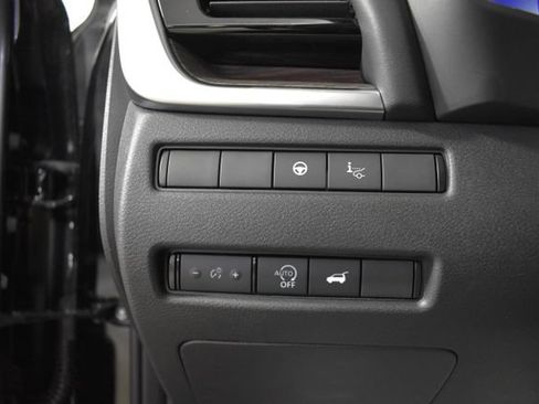 Used 2026 Nissan Rogue Platinum w/ Platinum Premium Package AWD/4WD image 14