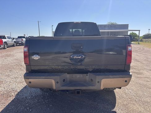 Used 2011 Ford F350 King Ranch w/ King Ranch w/Chrome Pkg AWD/4WD image 4