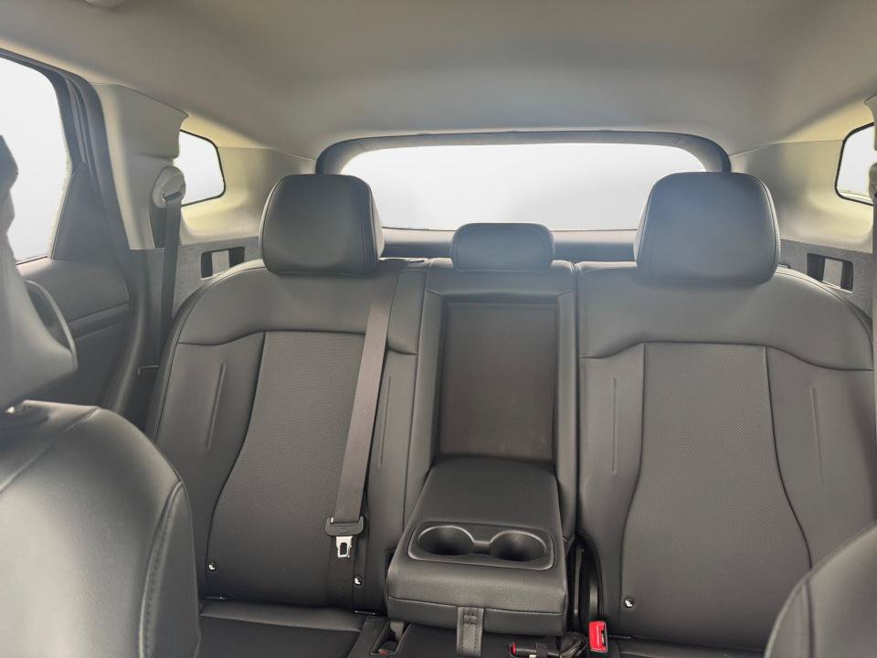 Used 2025 Kia Sportage EX AWD/4WD image 11