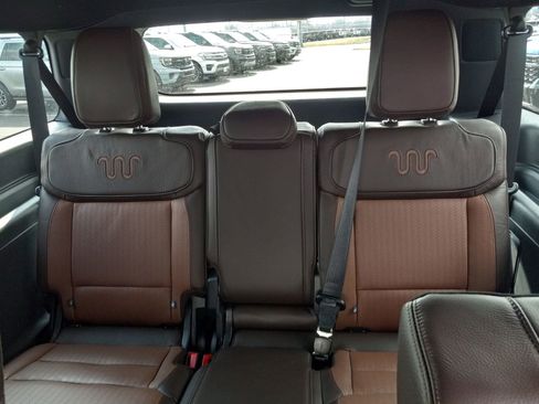 Used 2025 Ford Expedition Max King Ranch image 15