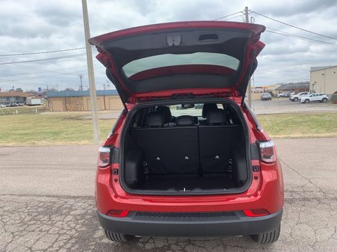 New 2026 Jeep Compass Latitude image 27
