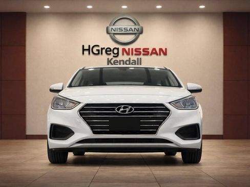 Used 2022 Hyundai Accent SE FWD image 5