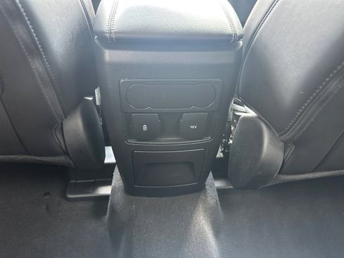 Used 2023 Ford Explorer XLT w/ Equipment Group 202A AWD/4WD image 22