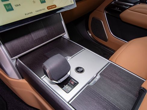 New 2025 Land Rover Range Rover Autobiography image 27