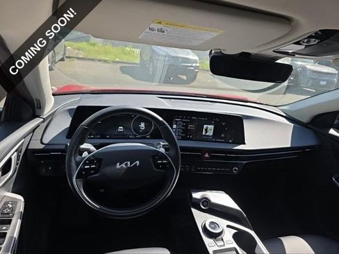 Used 2024 Kia EV6 Light AWD/4WD image 3