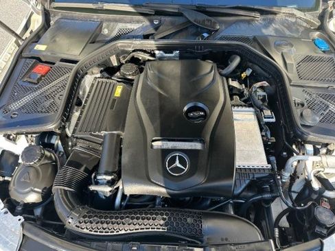 Used 2015 Mercedes-Benz C 300 4MATIC Sedan image 10