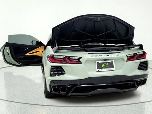 Used 2024 Chevrolet Corvette Stingray Preferred Conv w/ Z51 Performance Package RWD image 17