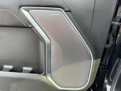 Used 2025 GMC Sierra 2500 Denali w/ Denali Reserve Package image 17