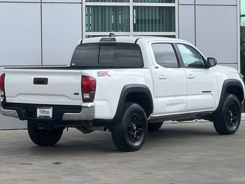 Used 2023 Toyota Tacoma SR5 w/ SX Package image 4