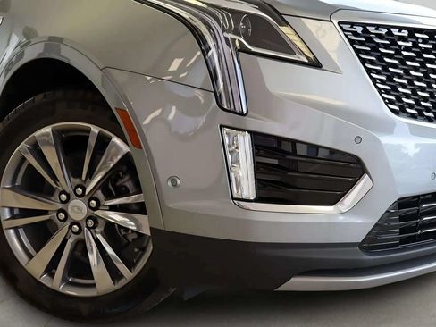Used 2025 Cadillac XT5 Premium Luxury w/ Technology Package FWD image 32