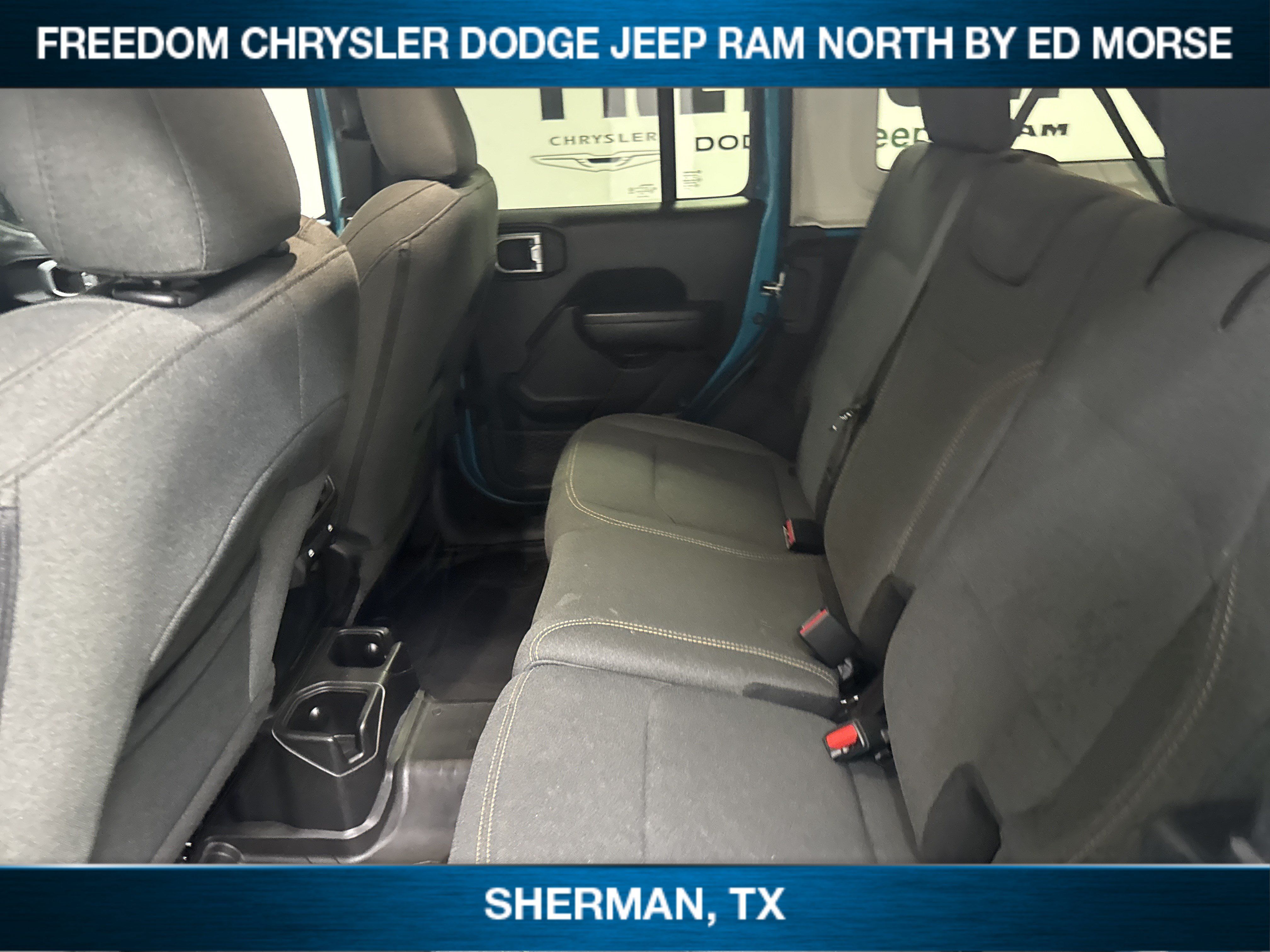 Used 2024 Jeep Wrangler Unlimited Sport AWD/4WD image 8