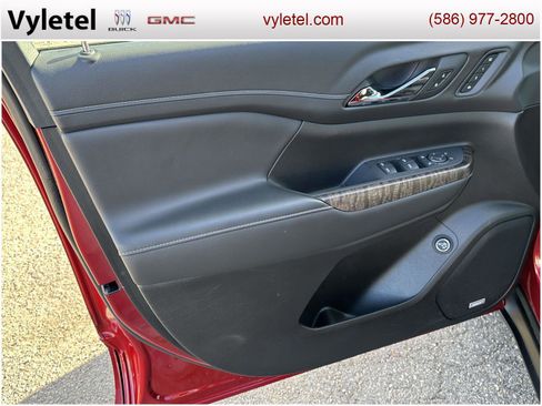 Certified 2023 GMC Acadia Denali w/ Denali Ultimate Package image 16