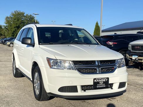 Used 2020 Dodge Journey SE image 8