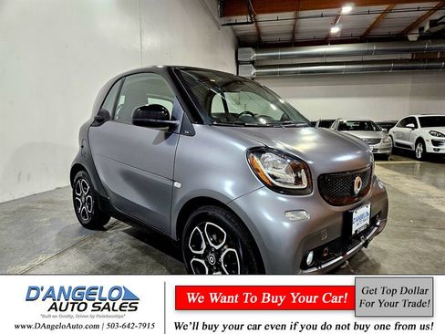 Used 2017 smart fortwo Prime image 10