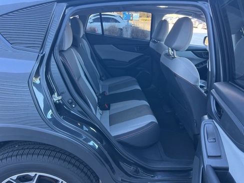 Used 2019 Subaru Crosstrek 2.0i Premium image 32