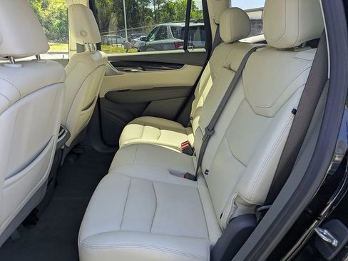 Certified 2023 Cadillac XT6 Premium Luxury w/ Technology Package image 12