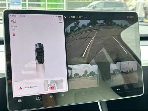 Used 2020 Tesla Model Y Long Range image 38