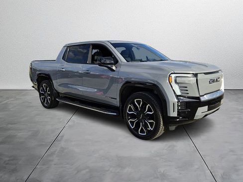 New 2025 GMC Sierra EV Denali image 2