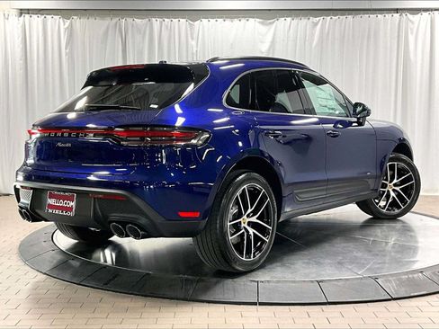Used 2026 Porsche Macan AWD/4WD image 9
