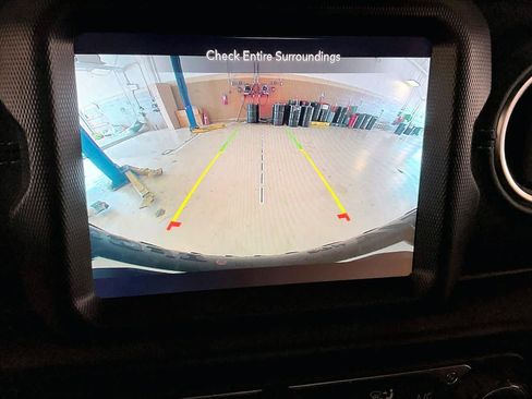 Used 2021 Jeep Wrangler Unlimited Rubicon 4xe w/ Cold Weather Group AWD/4WD image 26
