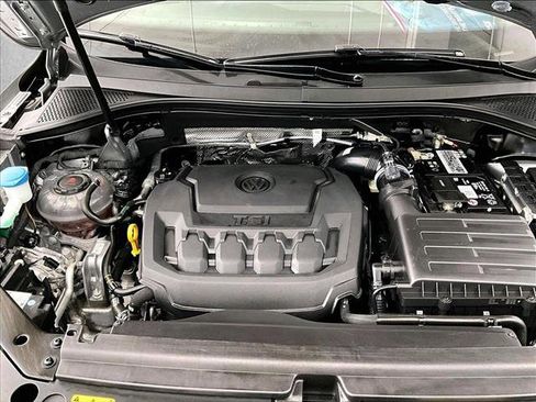 Used 2023 Volkswagen Tiguan SE R-Line FWD image 11