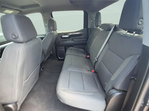 Used 2023 Chevrolet Silverado 1500 LT AWD/4WD image 16