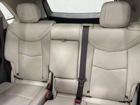 Used 2021 Cadillac XT5 Premium Luxury FWD image 11