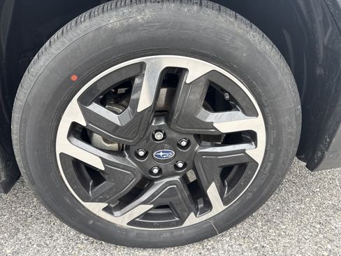 Used 2025 Subaru Forester Limited image 10