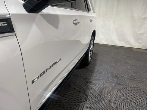 Used 2021 GMC Yukon Denali image 34