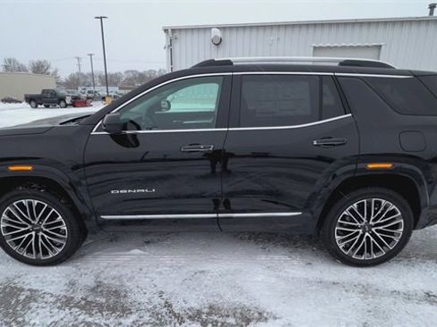 New 2026 GMC Terrain Denali w/ LPO, Floor Liner Package image 37