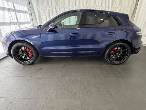 New 2026 Porsche Macan GTS image 2