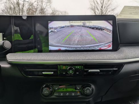 New 2026 Nissan Kicks SV image 15