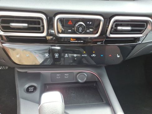 New 2026 Nissan Sentra SR image 20