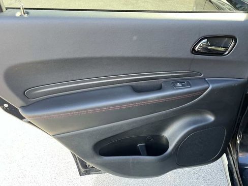 Used 2024 Dodge Durango GT RWD image 21