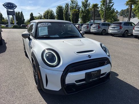 Used 2024 MINI Cooper S FWD image 7
